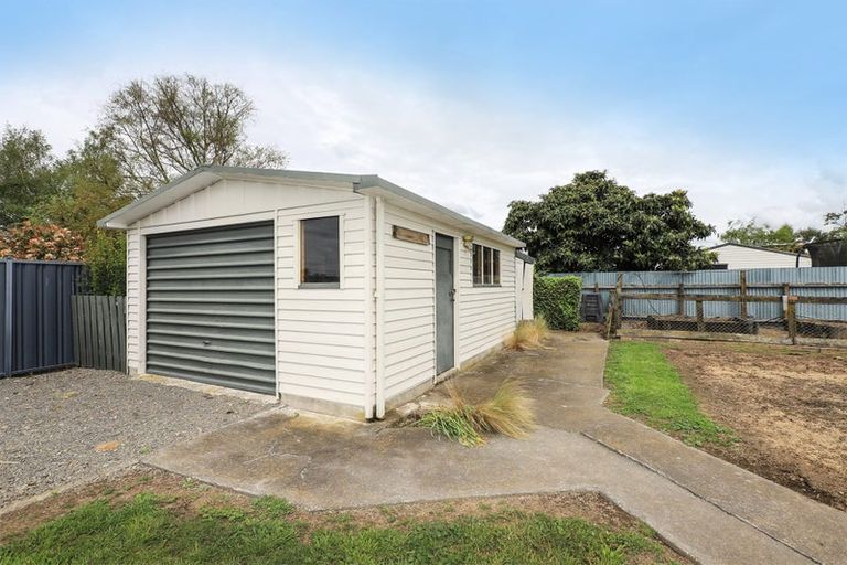 Photo of property in 30 Ross Street, Otane, 4202