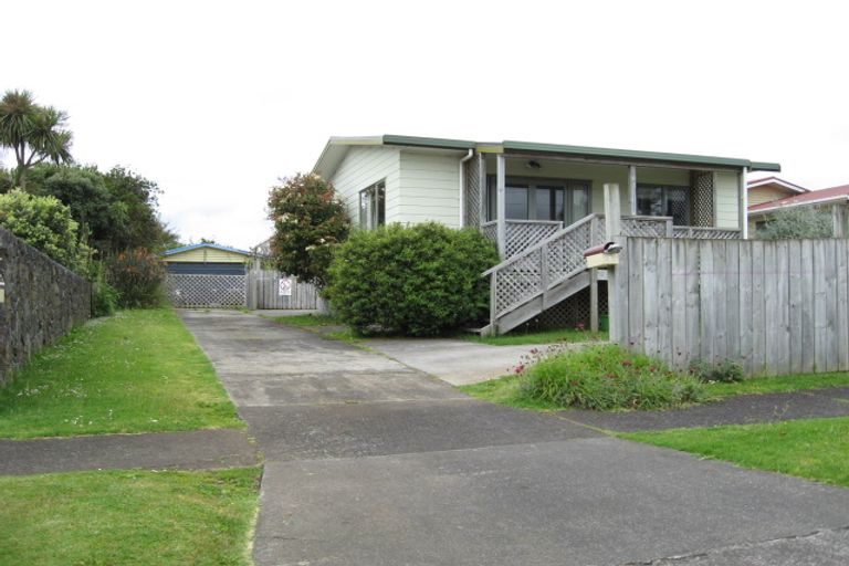 Photo of property in 4 House Avenue, Mangere Bridge, Auckland, 2022