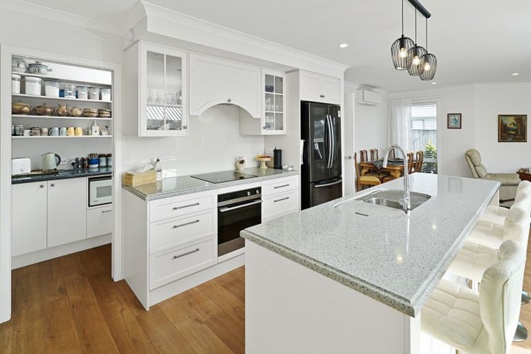 Photo of property in 18 Boysenberry Grove, Richmond, 7020