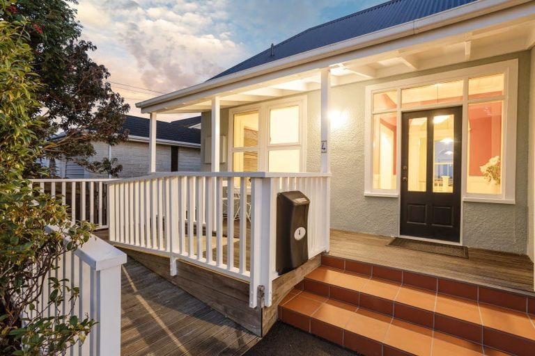 Photo of property in 4 Granville Terrace, Belleknowes, Dunedin, 9011