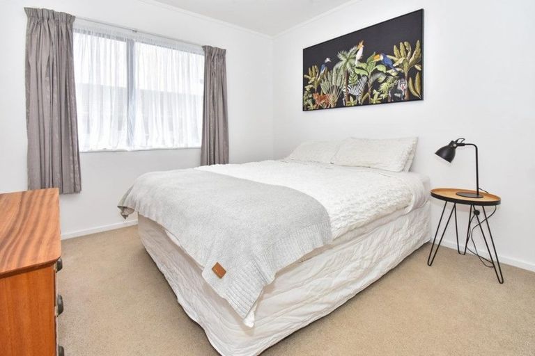 Photo of property in 113 Carnoustie Drive, Wattle Downs, Auckland, 2103