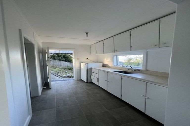 Photo of property in 19 Queens Road, Stepneyville, Nelson, 7010