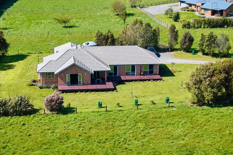 Photo of property in 16 Titoki Drive, Kaikoura Flat, Kaikoura, 7371