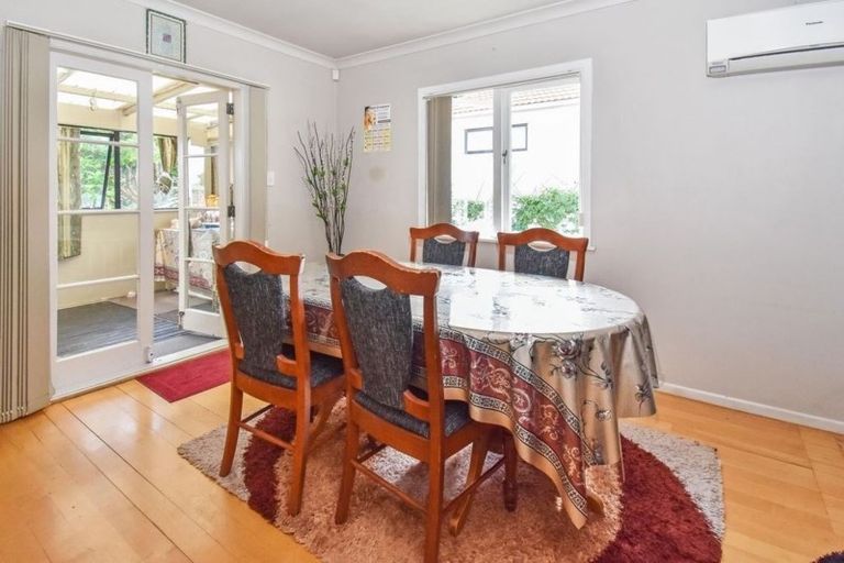 Photo of property in 1/14 Fairview Road, Papatoetoe, Auckland, 2025