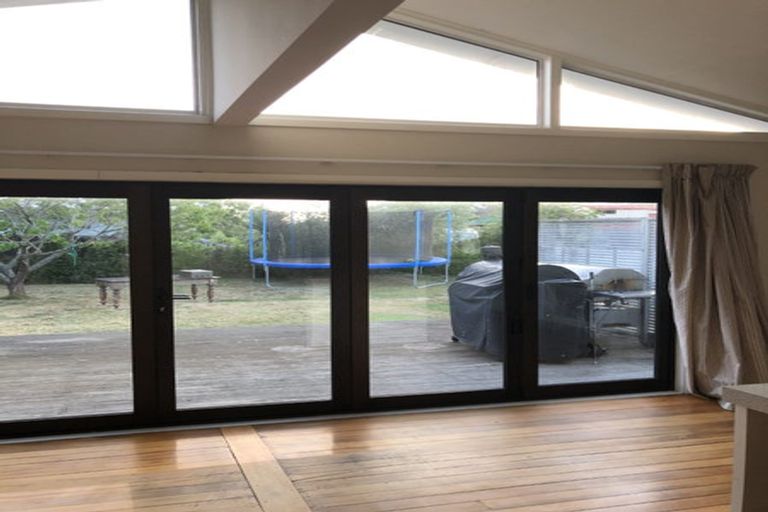 Photo of property in 21 Truro Street, Sumner, Christchurch, 8081