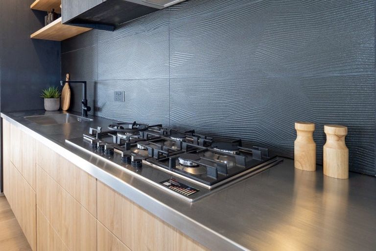 Photo of property in 203 Lake Hood Drive, Huntingdon, Ashburton, 7774