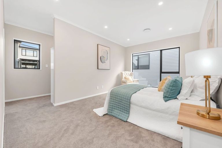 Photo of property in 23 Bremner Ridge Street, Flat Bush, Auckland, 2019