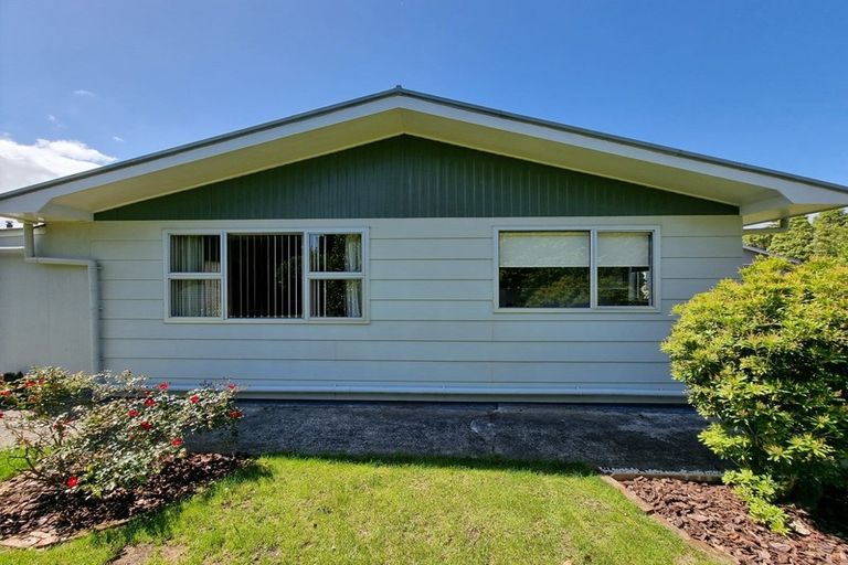 Photo of property in 17c Cambridge Street, Pahiatua, 4910