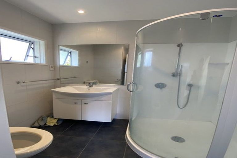 Photo of property in 743 East Coast Road, Browns Bay, Auckland, 0630