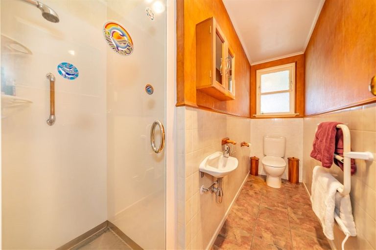 Photo of property in 14 Dunns Street, Silverstream, Upper Hutt, 5019