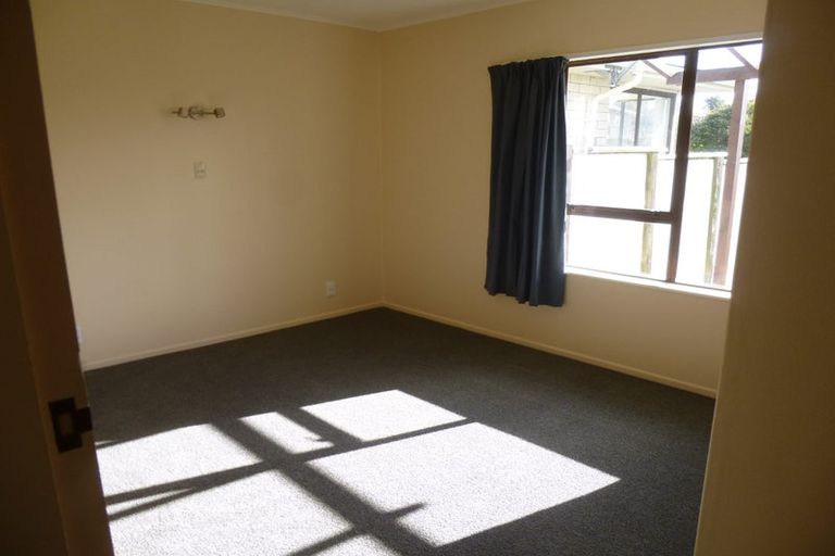 Photo of property in 2/22 Anaru Street, Raumati Beach, Paraparaumu, 5032
