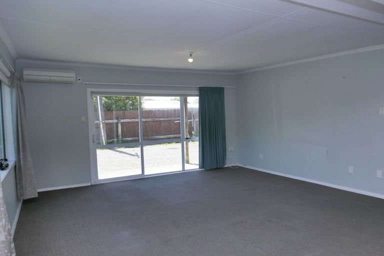 Photo of property in 22a Sussex Street, Levin, 5510