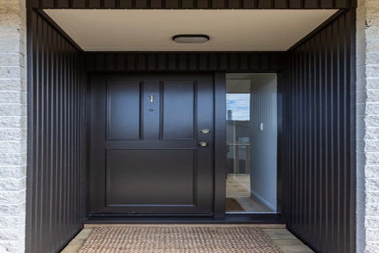 Photo of property in 1/43 Watea Road, Torbay, Auckland, 0630