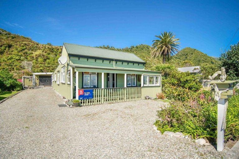 Photo of property in 168 Torea Street, Granity, 7823