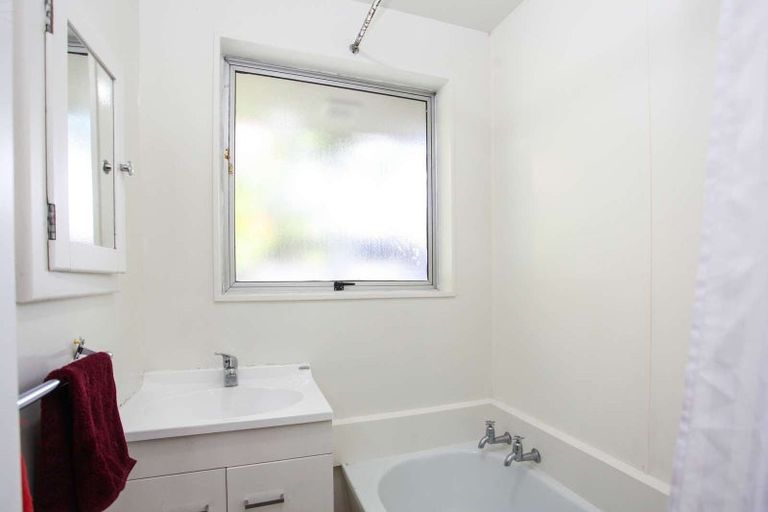 Photo of property in 4/19 Whitmore Street, Edgeware, Christchurch, 8013