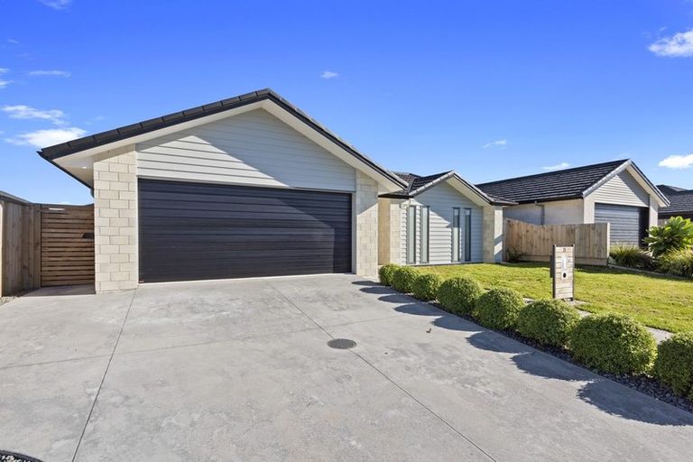 Photo of property in 21 Tuaia Street, Pyes Pa, Tauranga, 3112