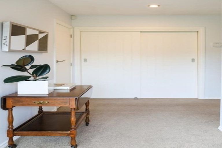 Photo of property in 1 White Hart Lane, Mosgiel, 9024