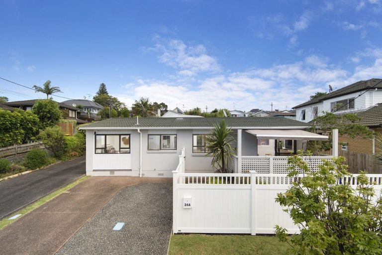 Photo of property in 2/26 Corunna Road, Milford, Auckland, 0620