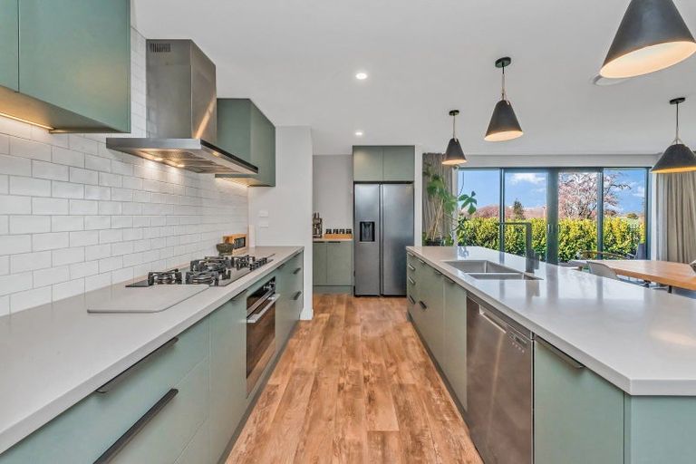 Photo of property in 28 Hollard Crescent, Lincoln, 7608