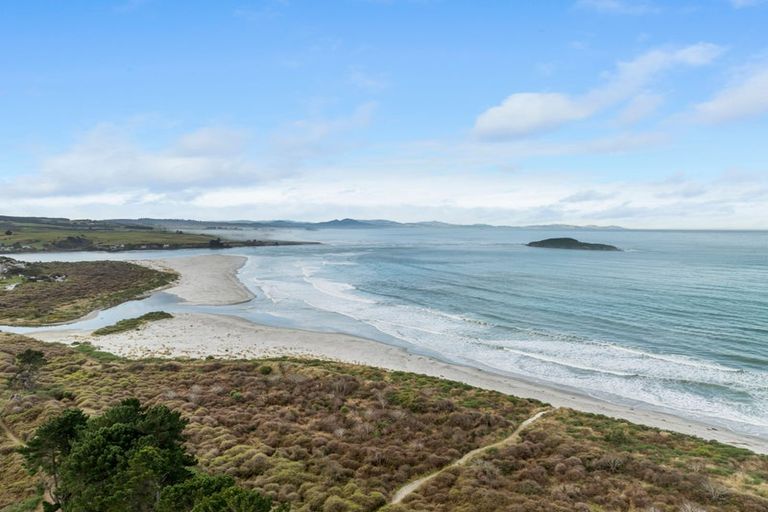 Photo of property in 147 Akatore Road, Taieri Beach, Taieri Mouth, 9091