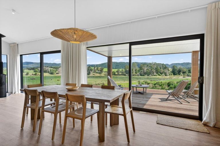 Photo of property in 2136d Cove Road, Mangawhai, Kaiwaka, 0573