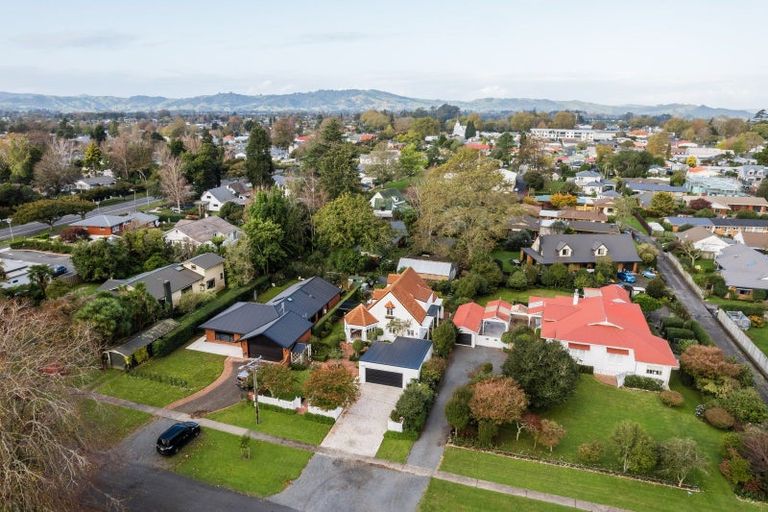 Photo of property in 25 Hall Street, Cambridge, 3434