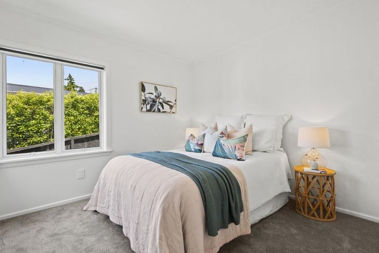 Photo of property in 42 Matipo Road, Mairangi Bay, Auckland, 0630