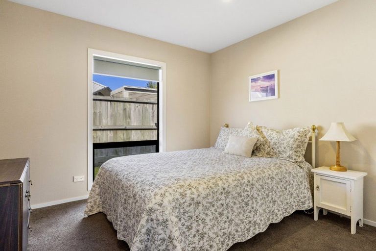 Photo of property in 128 Victory Drive, Wharewaka, Taupo, 3330