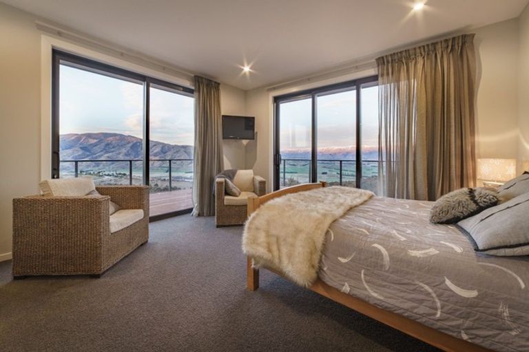 Photo of property in 125 Wailana Heights Drive, Queensberry, Cromwell, 9383