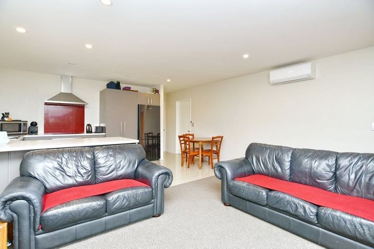 Photo of property in 15a Te Whenu Crescent, Marshland, Christchurch, 8083