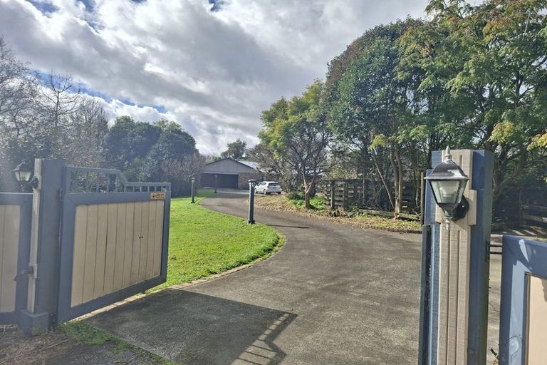 Photo of property in 12 Mceldownie Road, Ramarama, Drury, 2579