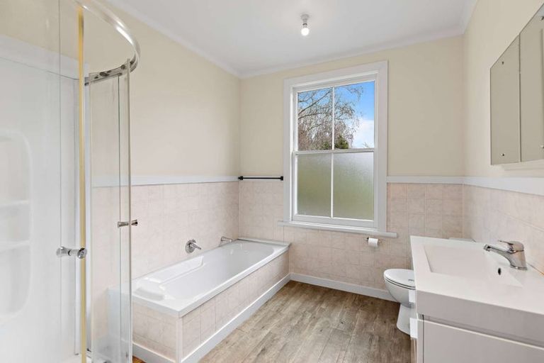 Photo of property in 5a Ongo Road, Hunterville, 4730