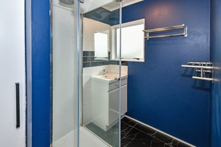 Photo of property in 1/8 Onslow Road, Papakura, 2110