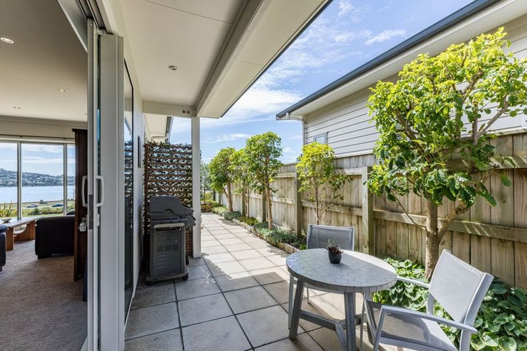 Photo of property in 10 John Burke Drive, Aotea, Porirua, 5024