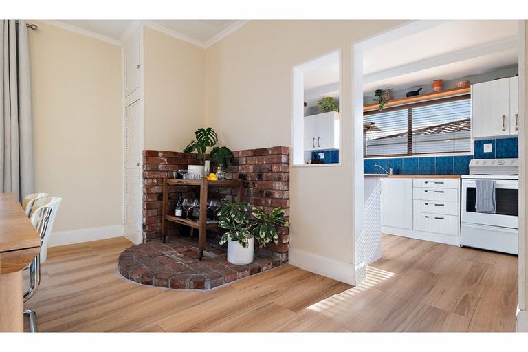 Photo of property in 1/95 Saint Martins Road, Saint Martins, Christchurch, 8022