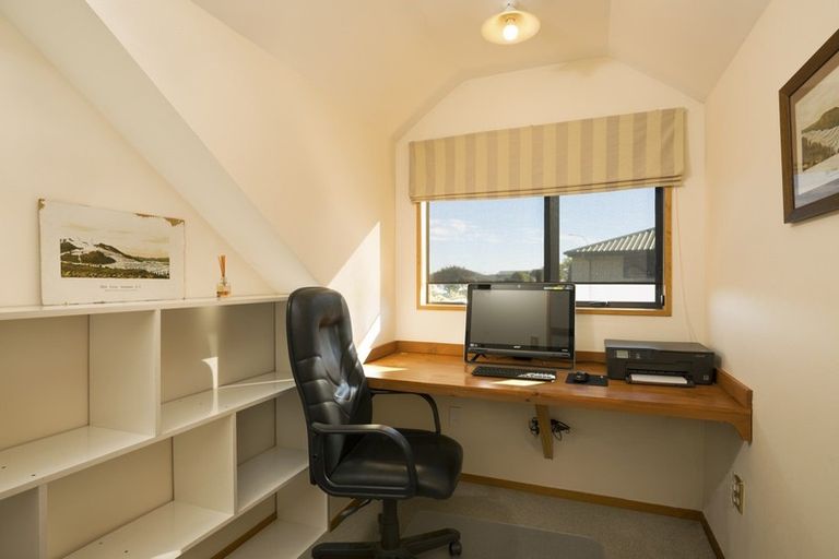 Photo of property in 35 Olympus Way, Richmond, 7020