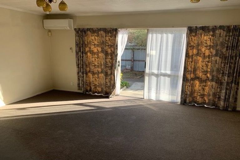 Photo of property in 2/84 Fairfield Avenue, Addington, Christchurch, 8024