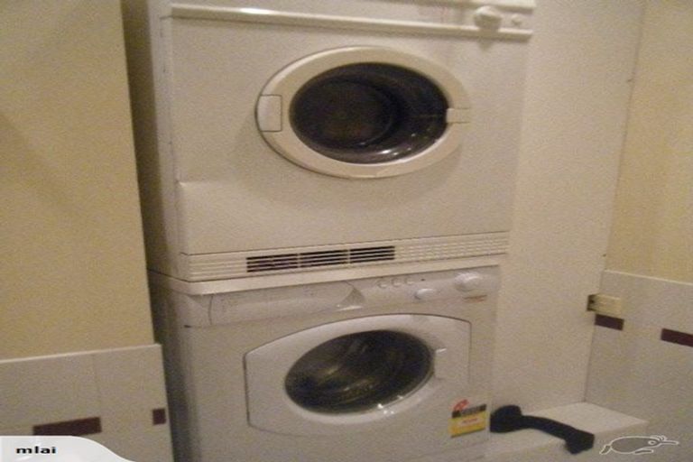 Photo of property in Sirocco Apartments, 403/8 Church Street, Wellington Central, Wellington, 6011