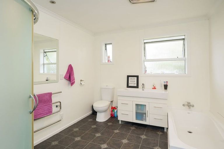 Photo of property in 3 Rowan Street, Hargest, Invercargill, 9810