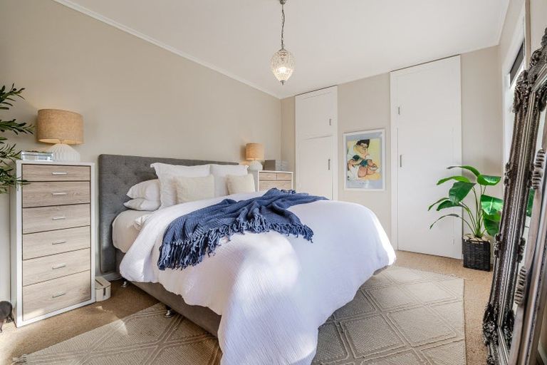 Photo of property in 10 Huxley Street, Pahiatua, 4910