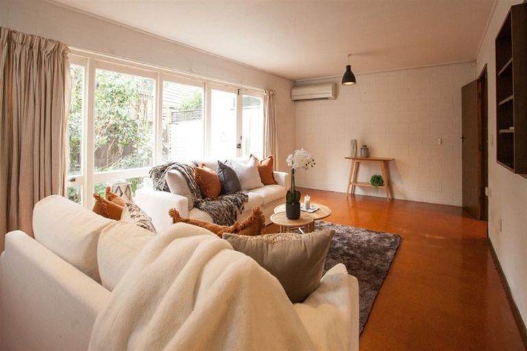 Photo of property in 2/16 Rossall Street, Merivale, Christchurch, 8014