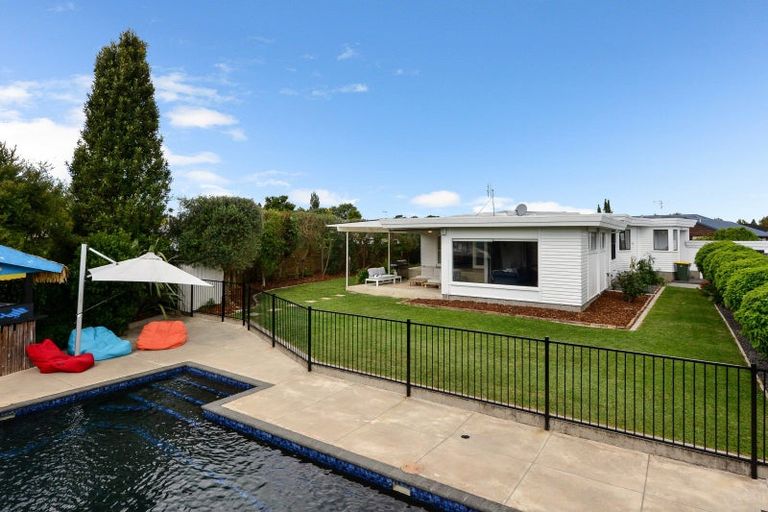 Photo of property in 10 Martin Street, Fairfield, Hamilton, 3214