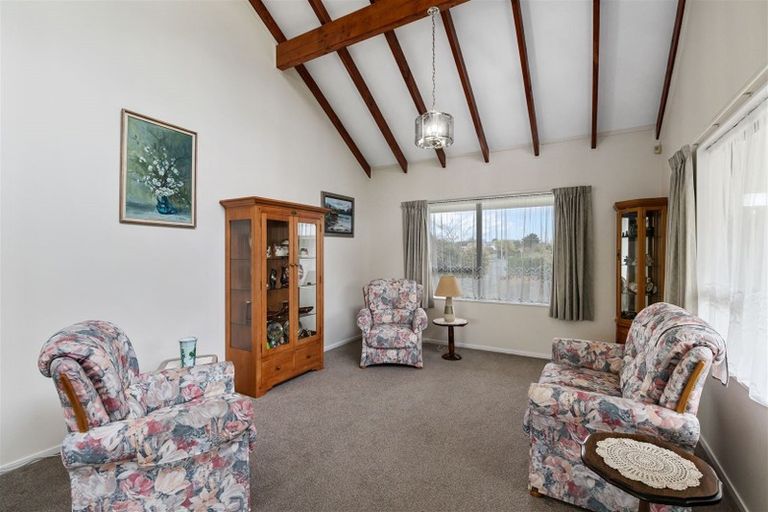 Photo of property in 18 Homewood Avenue, Levin, 5510