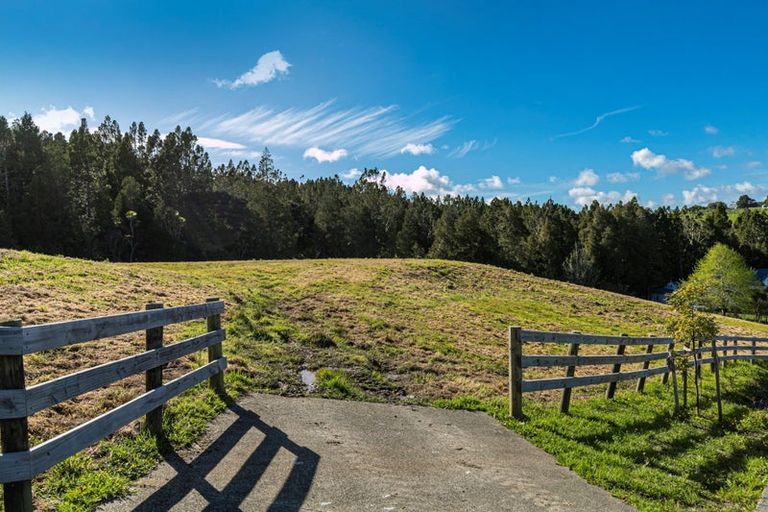 Photo of property in 5 Waymau Lane, Coatesville, 0792