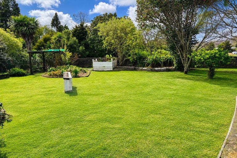 Photo of property in 33 Berkley Avenue, Hillcrest, Hamilton, 3216