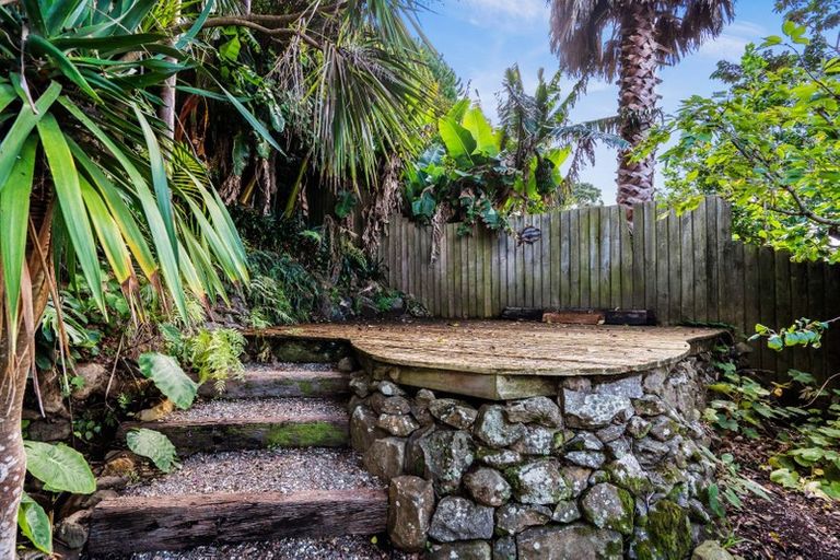 Photo of property in 136 Beach Road, Onerahi, Whangarei, 0110
