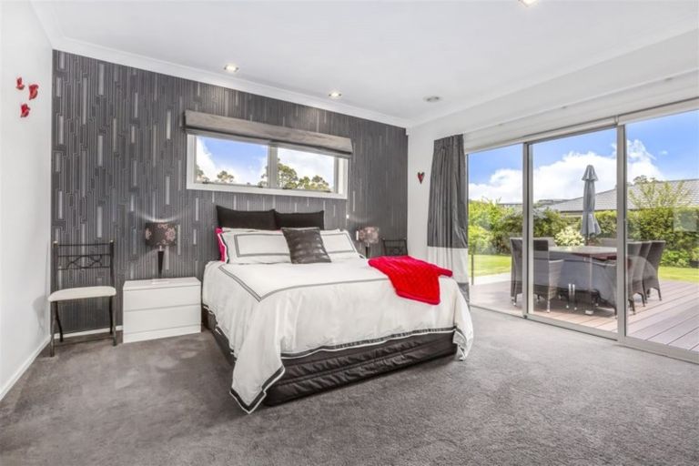 Photo of property in 19 Flotilla Place, Whitby, Porirua, 5024