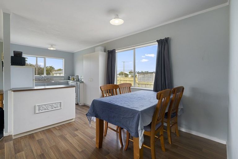 Photo of property in 11 Huntly Street, Foxton, 4814