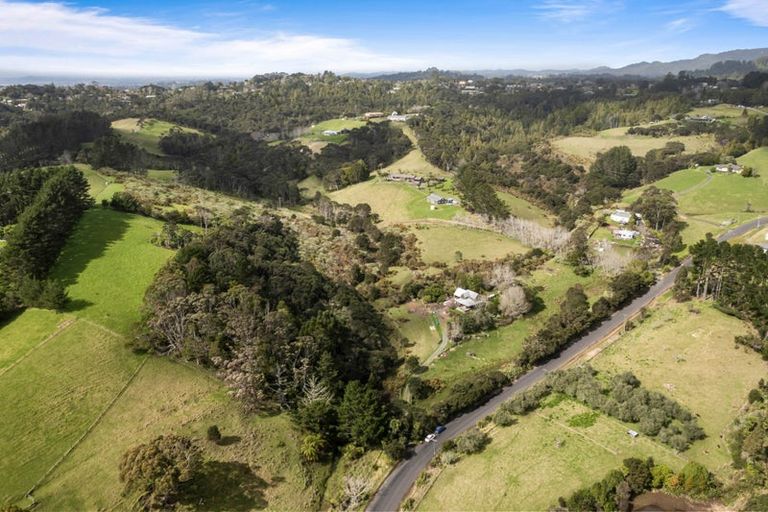Photo of property in 4 Steed Road, Waitakere, Auckland, 0816