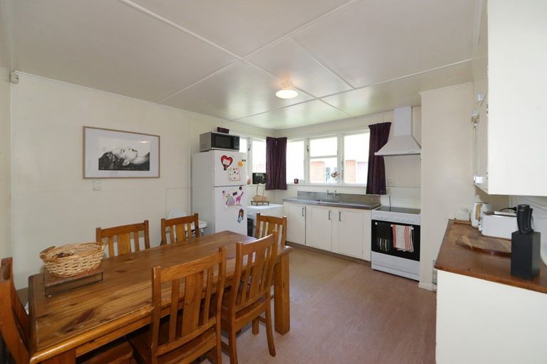 Photo of property in 902 Bledisloe Street, Raureka, Hastings, 4120